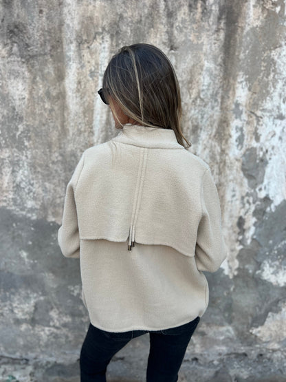 Amalyn™ | Elegancka Kurtka Damska z Regulowanym Fasonem
